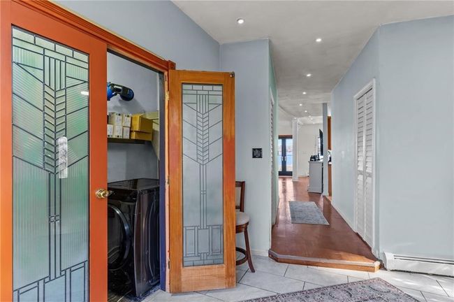Laundry area | Image 36