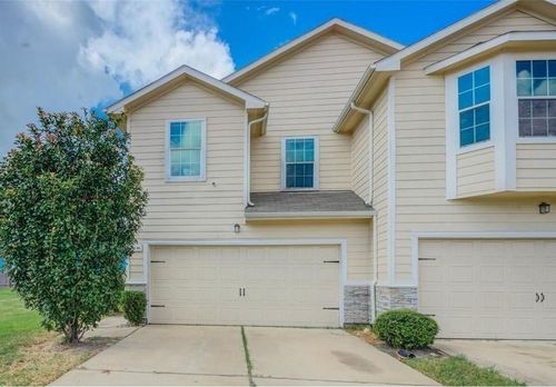 5136 Gable Ln, Houston, TX, 77066-1041 | Card Image