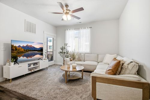 b203-13525 S Poole Dr, Riverton, UT, 84096 | Card Image