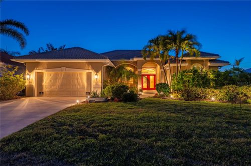 211 Lido Dr, PUNTA GORDA, FL, 33950-6345 | Card Image