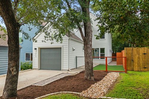 3215 Aldwyche Dr, Austin, TX, 78704-6080 | Card Image