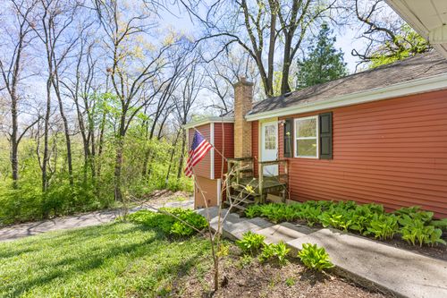 1010 Osage Dr, McHenry, IL, 60051-9219 | Card Image