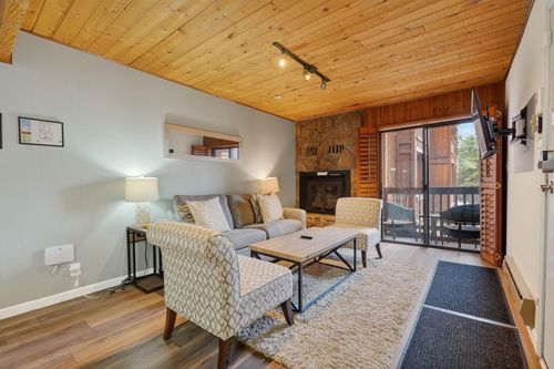 212-10 Jackson Hole Rd Windchimes 212, Angel Fire, NM, 87710 | Card Image