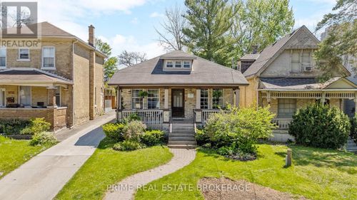 785 Queens Ave, London, ON, N5W3H7 | Card Image