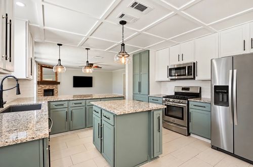 9065 Blue Ridge Trl, Fort Worth, TX, 76118-7336 | Card Image