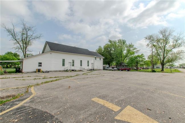 306 Texas St, House other with 3 bedrooms, 2 bathrooms and null parking in Archie MO | Image 5
