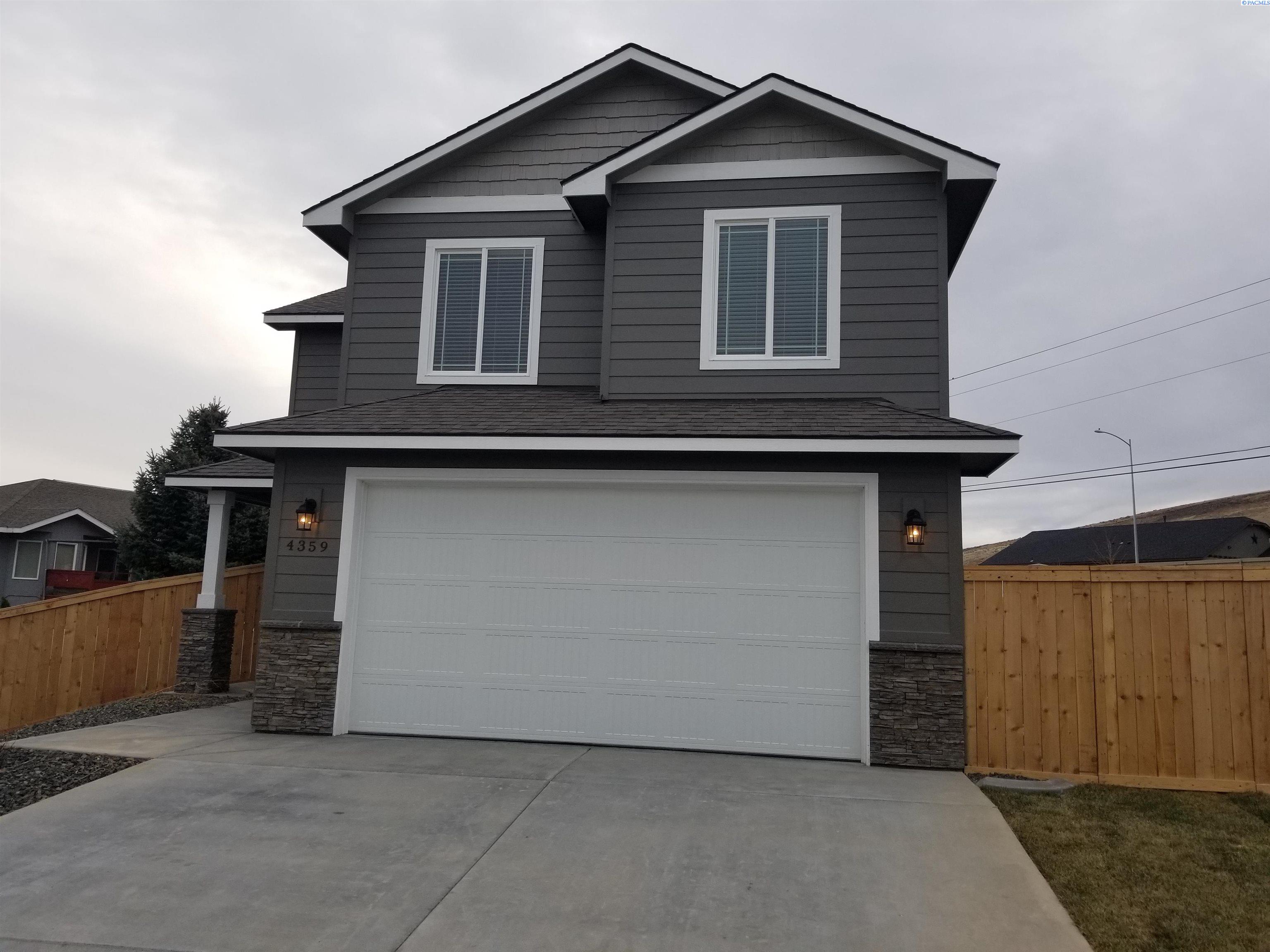 Yelm Pl, Kennewick, WA 99337