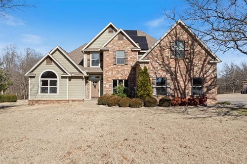 1905 Villa View Dr, Siloam Springs, AR, 72761-9535 | Card Image