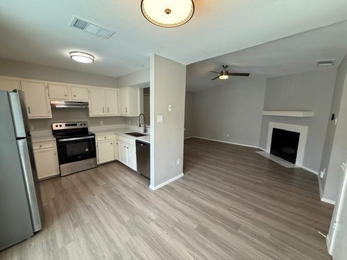 43c-10616 Mellow Meadows Dr, Austin, TX, 78750 | Card Image