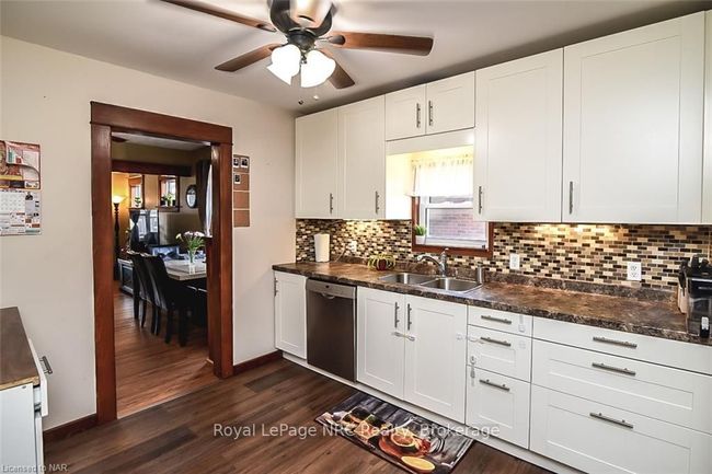 6405 Ker St, House other with 4 bedrooms, 2 bathrooms and 3 parking in Niagara Falls ON | Image 7