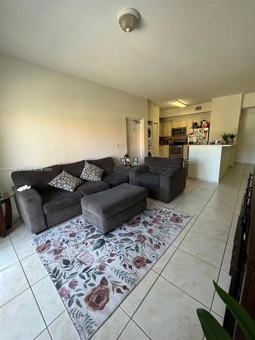 9-7270 Nw 114th Ave, Doral, FL, 33178-5577 | Card Image