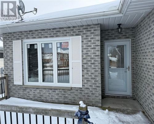 174 Cloverbrae Cres, North Bay, ON, P1A4J3 | Card Image