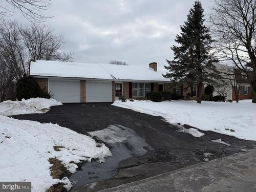 44 Kingston Dr, PALMYRA, PA, 17078-9704 | Card Image