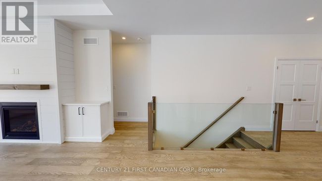 18 Postma Cres, House other with 3 bedrooms, 2 bathrooms and 4 parking in Ailsa Craig ON | Image 18