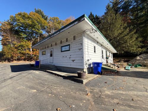 125 French King Hwy, Greenfield, MA, 01301-1346 | Card Image