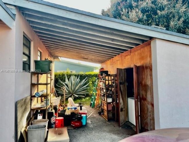 665 Ne 178th St, House other with 3 bedrooms, 2 bathrooms and null parking in Miami FL | Image 20