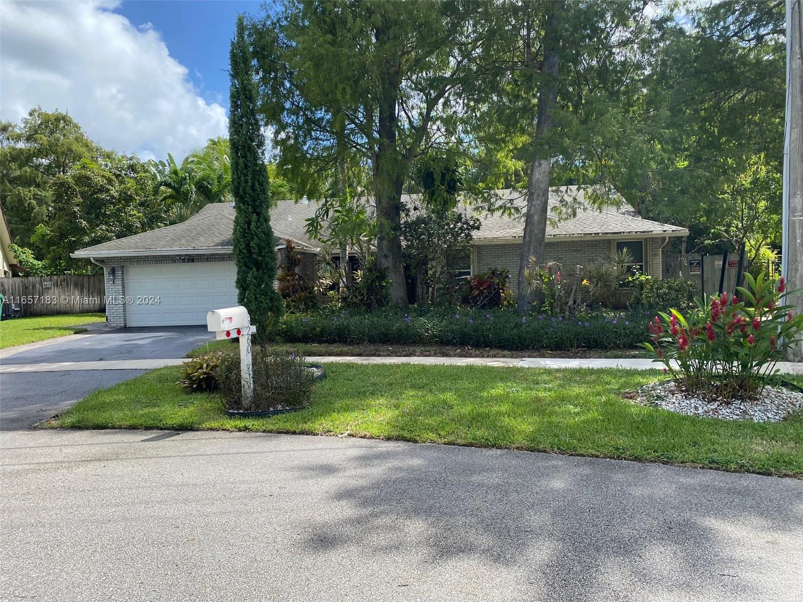 76th Ter, Lauderhill, FL 33351