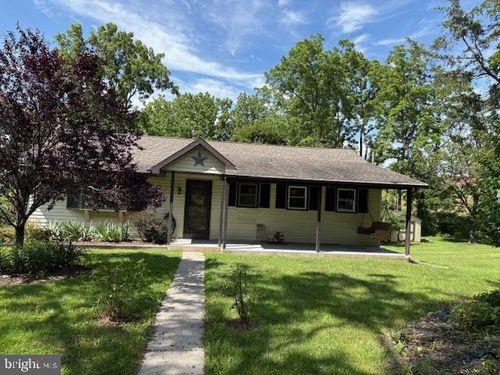 147 Sieger Rd, KUTZTOWN, PA, 19530-8857 | Card Image