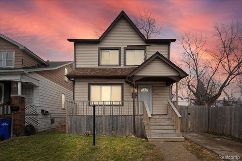 11578 Whithorn St, Detroit, MI, 48205-4702 | Card Image