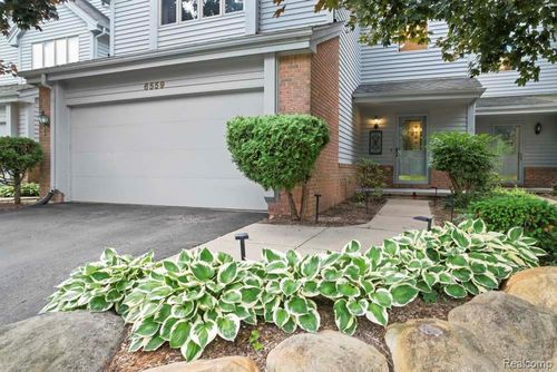 6559 Ridgeview Dr, Clarkston, MI, 48346-4452 | Card Image
