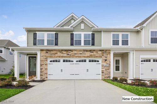 5062 Shepherds Gln, Willoughby, OH, 44094-3385 | Card Image