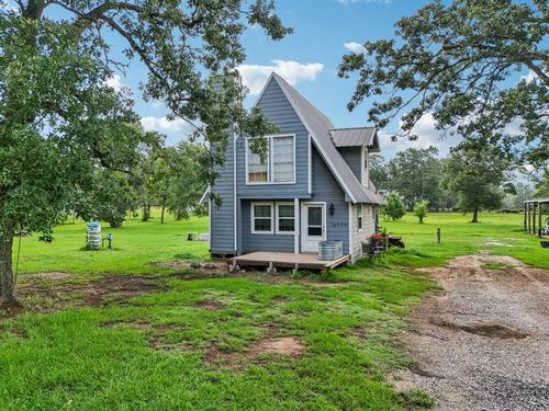 16999 Dobbins Ln, Waller, TX, 77484-6562 | Card Image