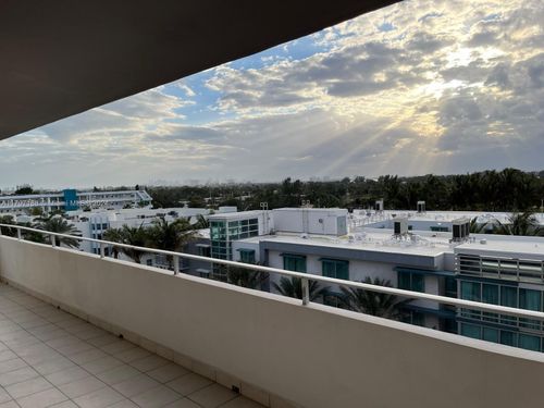 apt-712-9225 Collins Ave, Surfside, FL, 33154-3039 | Card Image