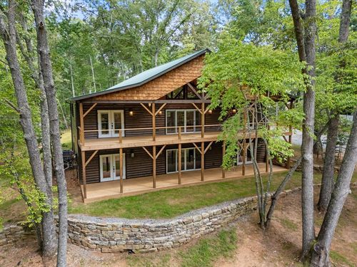 201 Windsor Dr, Hayesville, NC, 28904 | Card Image