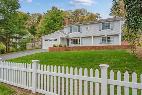 359 Lake Elizabeth Dr, Centerville, MA, 02632-3631 | Card Image