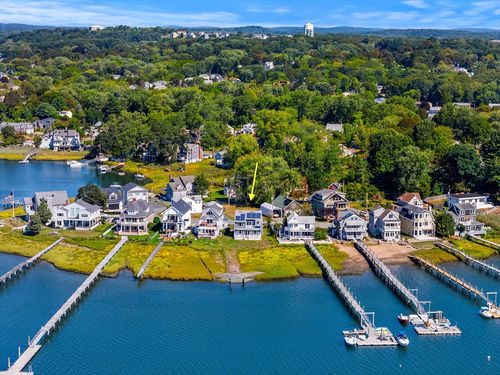 12 Fosters Pt, Beverly, MA, 01915-3912 | Card Image