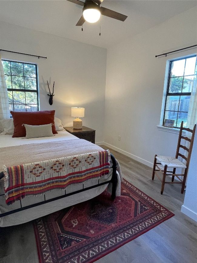 Guest Bedroom 1 | Image 12
