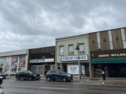 {{alt}} | Card Image