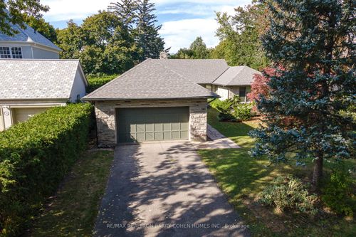 160 Teddington Park Ave, Toronto, ON, M4N2C8 | Card Image