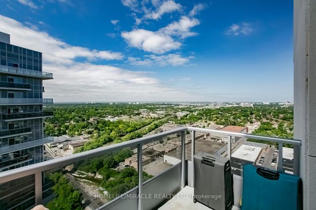 PH20 - 181 Village Green Sq, Condo with 2 bedrooms, 1 bathrooms and 1 parking in Toronto ON | Image 34