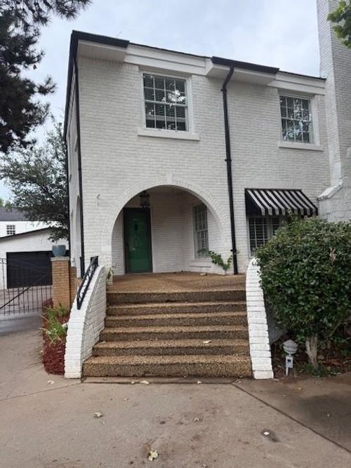 511 S 9th St, Clinton, OK, 73601-4429 | Card Image