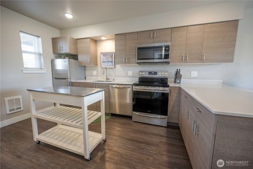 unit-208-1882 Front St, Lynden, WA, 98264-1735 | Card Image