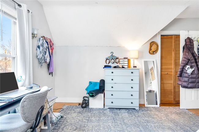 132 Pidge Ave, Home with 3 bedrooms, 3 bathrooms and null parking in Pawtucket RI | Image 25