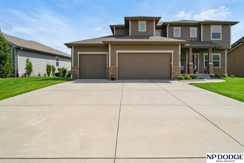 4605 Sheridan Rd, Papillion, NE, 68133-4839 | Card Image