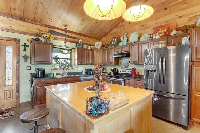 1111 Kyker Ln, House other with 3 bedrooms, 2 bathrooms and null parking in Pottsboro TX | Image 9