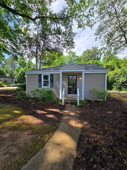 2211 Bernard St, Raleigh, NC, 27608-1711 | Card Image