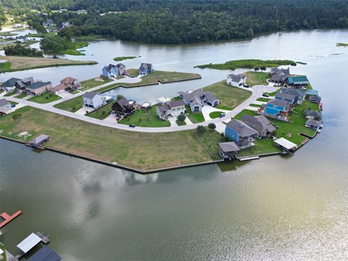 68 Cypress Bend, Huntsville, TX, 77340 | Card Image