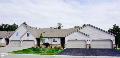 28005 Gregory St, Grand Blanc, MI, 48439-7212 | Card Image