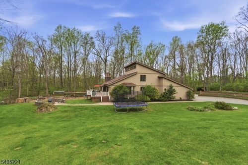 17 Shotwell Rd, Newton, NJ, 07860-5446 | Card Image
