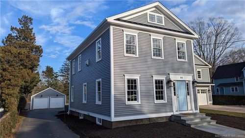 35 Graves Ave, Guilford, CT, 06437-2625 | Card Image