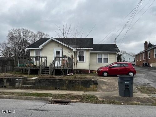 1371 Warpath Drive, Kingsport, TN, 37664 | Card Image