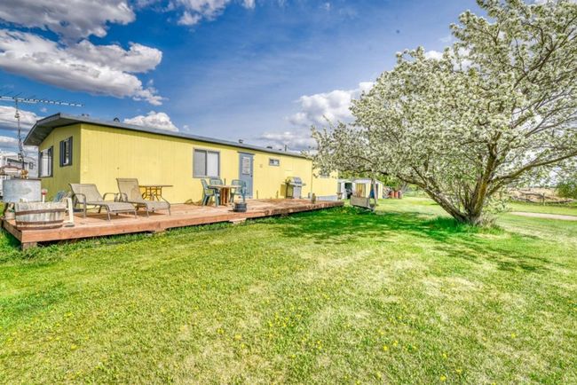 240141 Range Road 274, House other with 3 bedrooms, 1 bathrooms and 10 parking in Rocky View County AB | Image 14