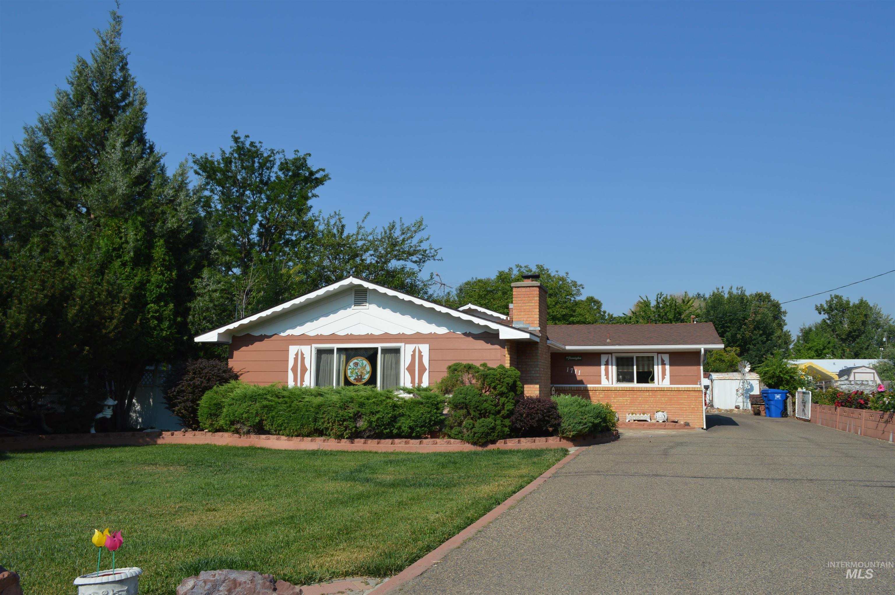 Allen Ave, Fruitland, ID 83619