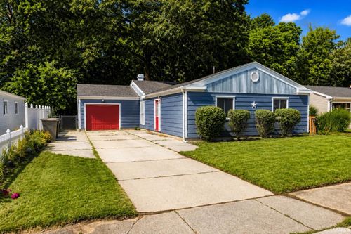 1917 Malvern Way, South Bend, IN, 46614-1640 | Card Image