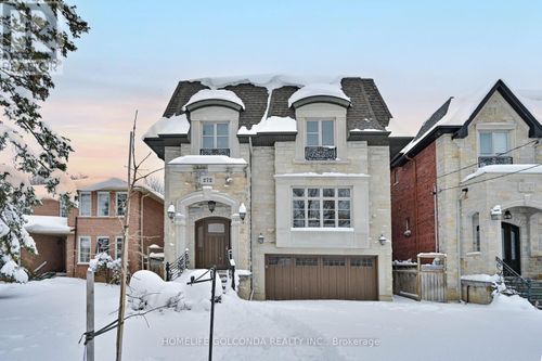 272 Byng Ave, North York, ON, M2N4L3 | Card Image