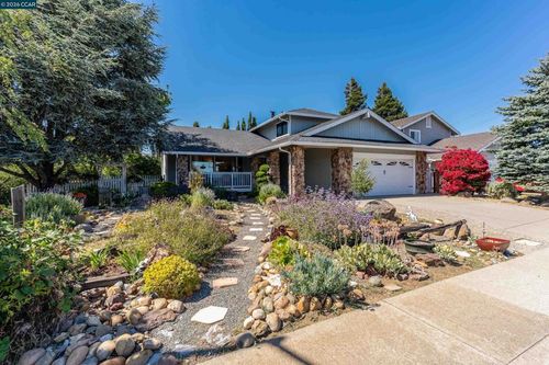 423 Duperu Dr, Crockett, CA, 94525-1573 | Card Image